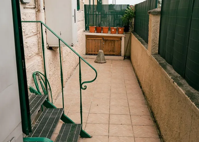 Le Delle Rose * Civitavecchia